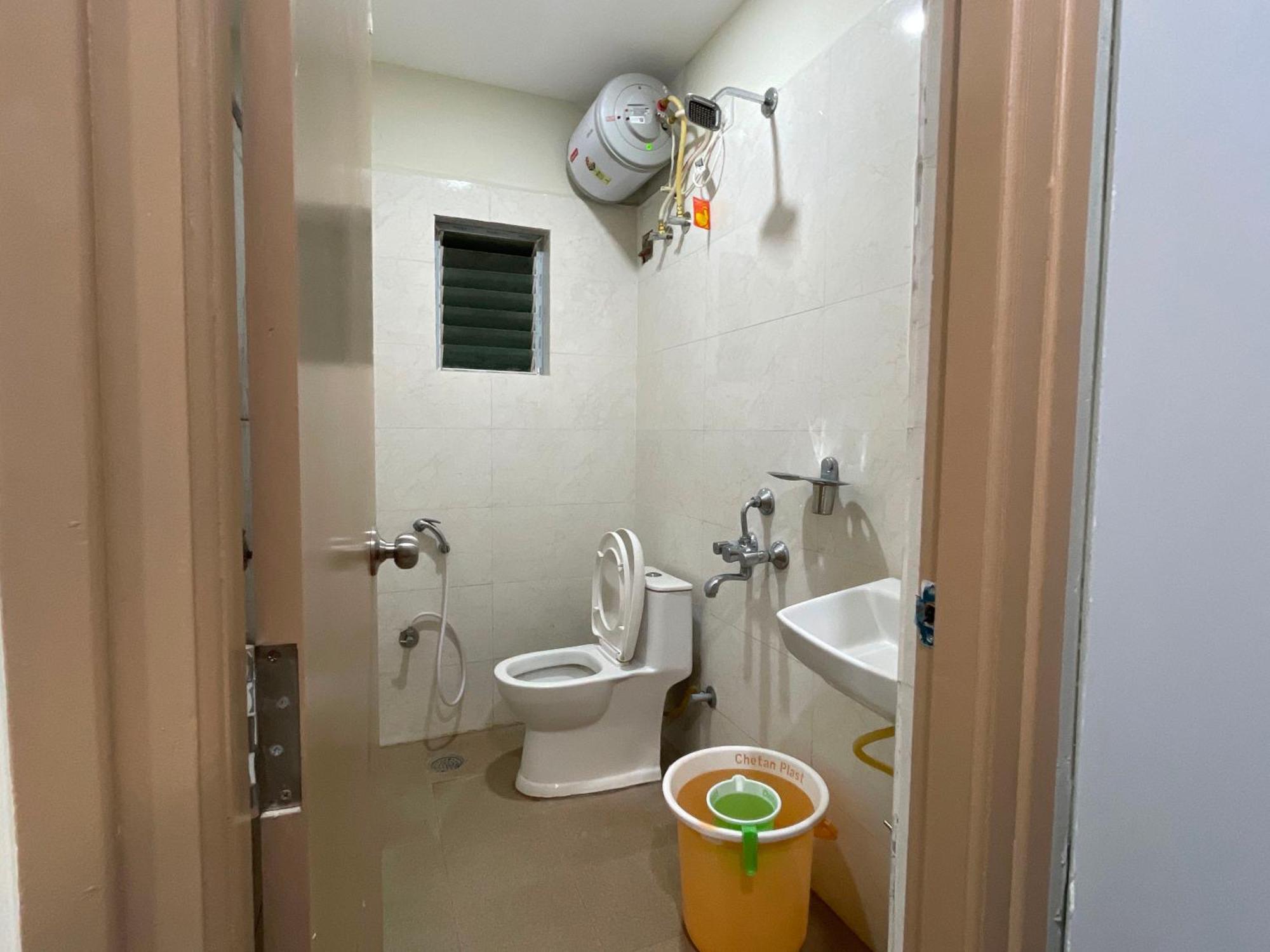Hotel O Helloworld Tech View ハイデラバード エクステリア 写真